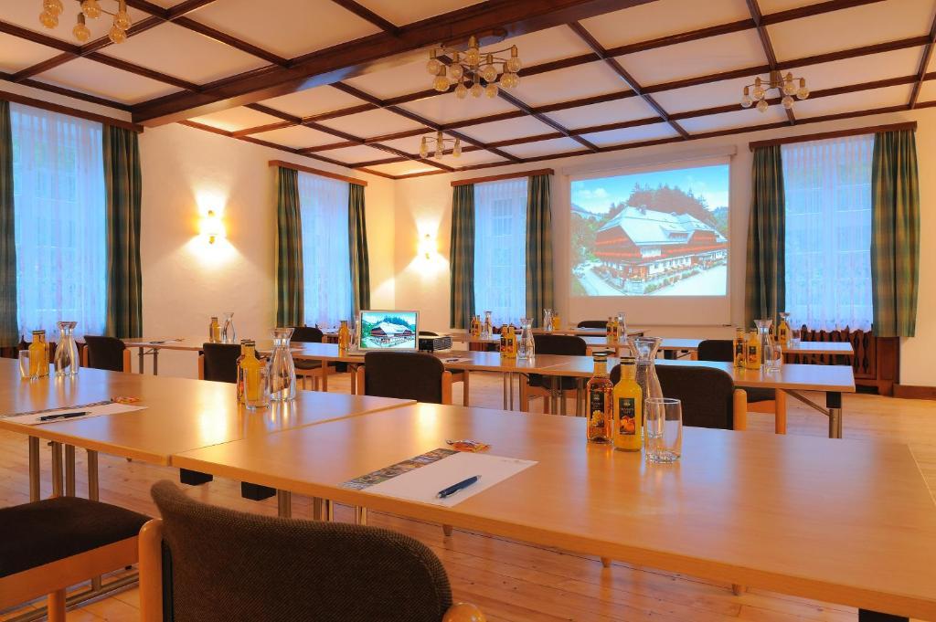Hotel Hofgut Sternen - Wohnen In Kunst Und Kultur 布莱特瑙 外观 照片